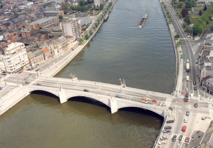 Vues aériennes du pont