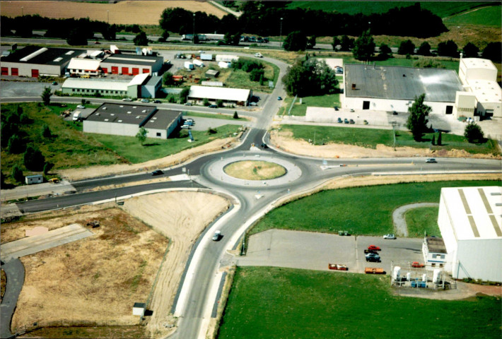 Strépy-Bracquegnies : Rond-point Technofutur (N552)