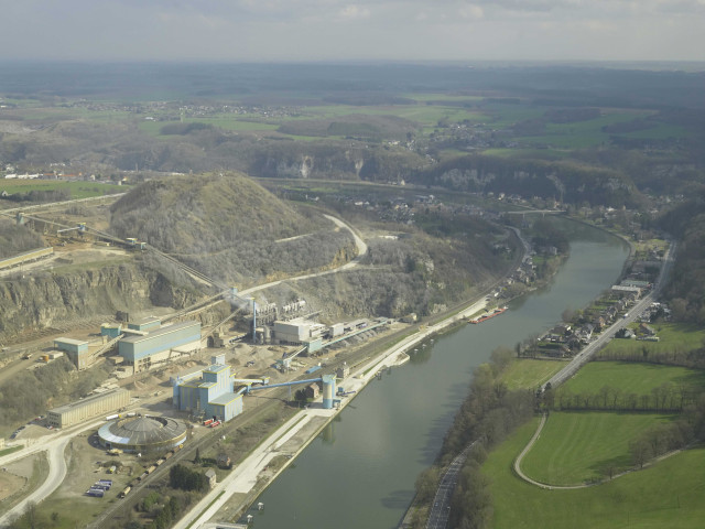 Andenne. Namêche. Rivage des carrières de Marche-les Dames "Les Dolomies".