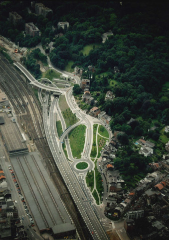 Liège. Cointe. Vues aériennes de la gare des Guillemins.