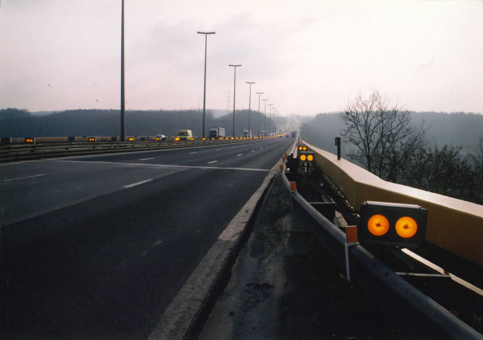 Namur. Viaduc de Beez. Appareil détecteur de brouillard.