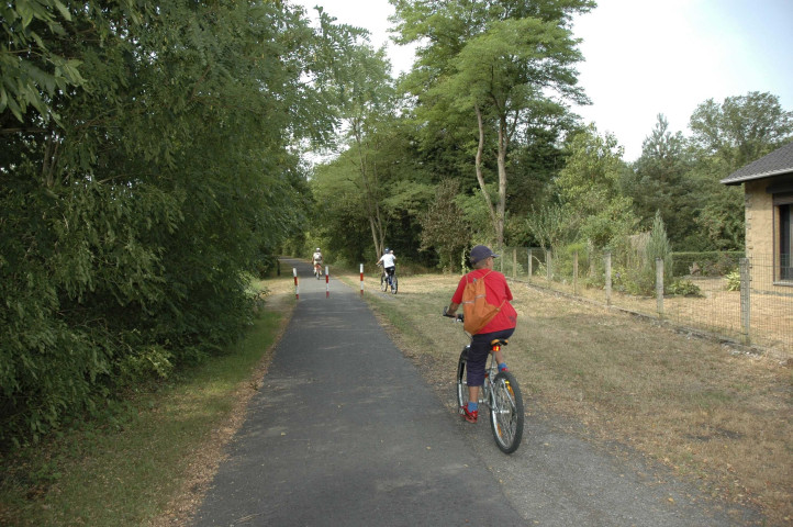 Doische - Agimont. Ancienne ligne SNCB 156.