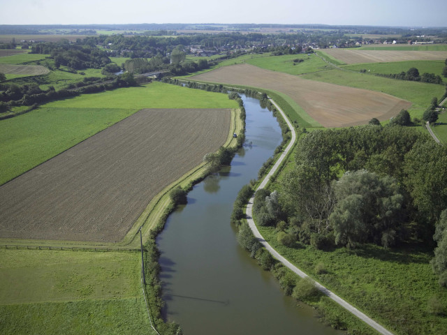 Thuin. De Lobbes à Erquelinnes. Vues de la Haute Sambre.