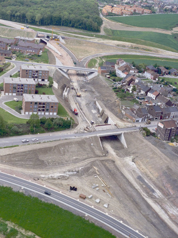 Farciennes. Pont-route du Campinaire sur la route de la Basse-Sambre.