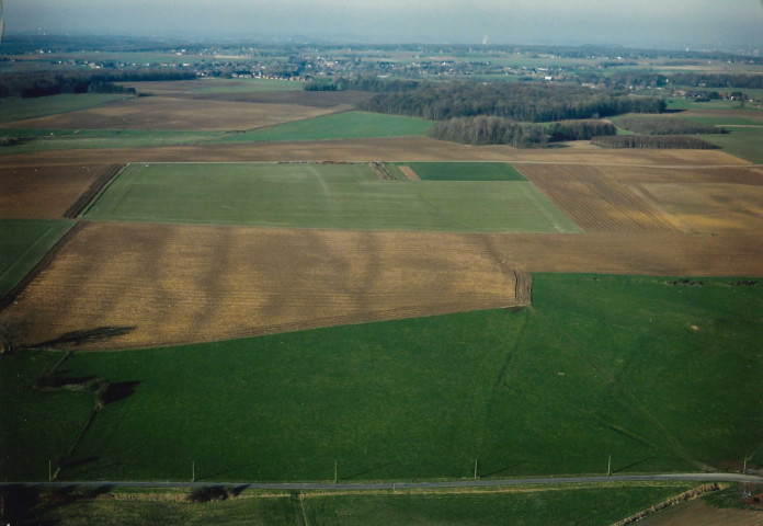 Comines. Somzée. Avant-projet du contournement du sud de Charleroi (A503 - RN5). Hauteur 1000 mètres.