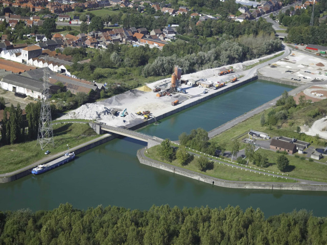 Saint-Ghislain. Darse de Baudour.