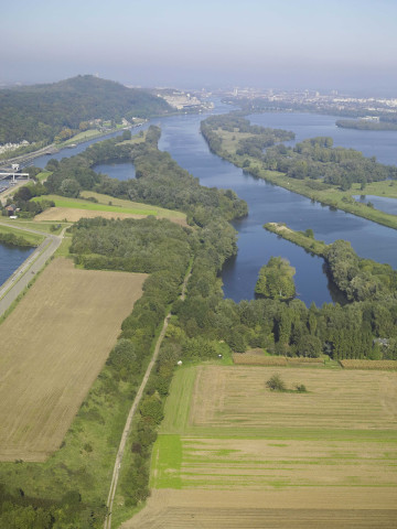 Visé. Lanaye. Vues aériennes.