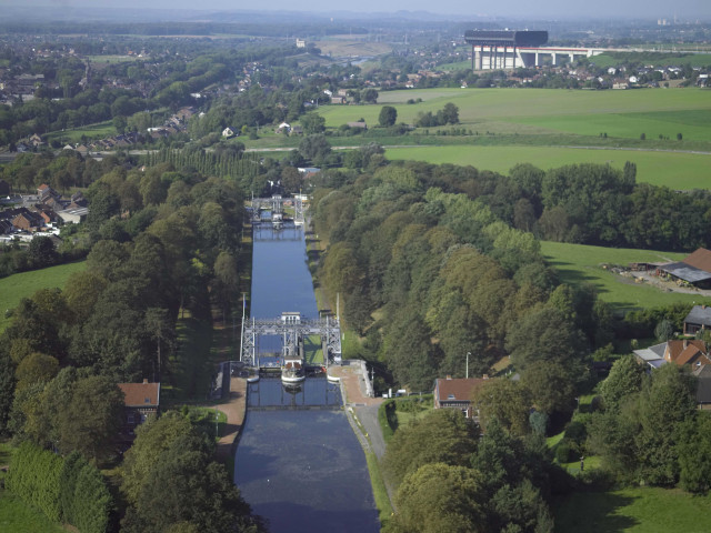 La Louvière. Canal du Centre. Ascenseur n°2 d'Houdeng-Aimeries.