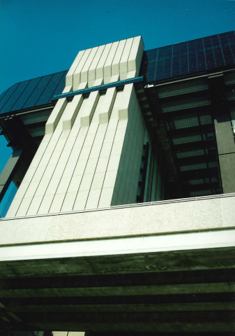 La Louvière. Strépy-Thieu. Avancement des travaux de l'ascenseur.