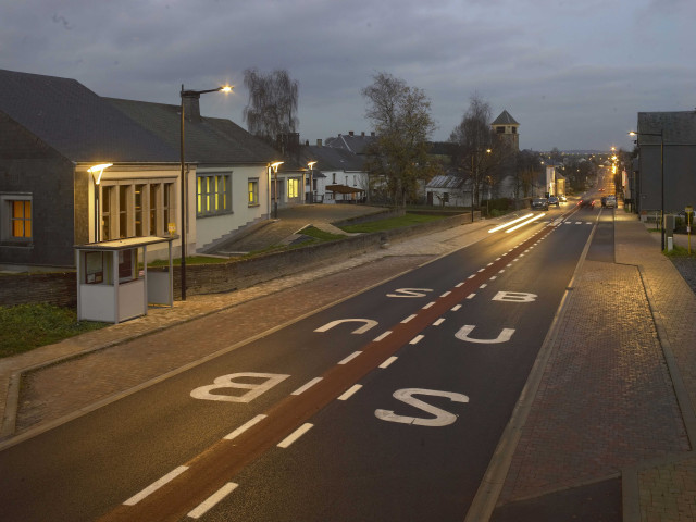 Vaux-sur-Sure. Eclairages.