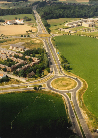 Louvain-La-Neuve. Ronds-points de lauzelle et du parc de l'aurore sur la RN4.