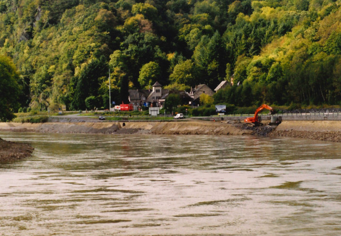 Hastière. Waulsort. Nouvelle écluse n°1 et démolition de l'ancien barrage n°1.
