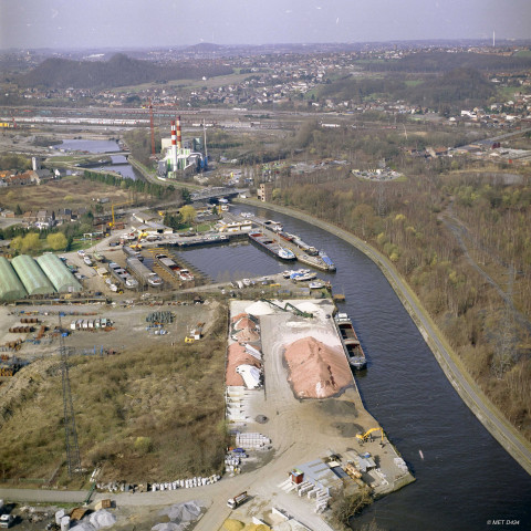 Aiseau-Presles. Pont-de-Loup. Basse Sambre. Vues aériennes.