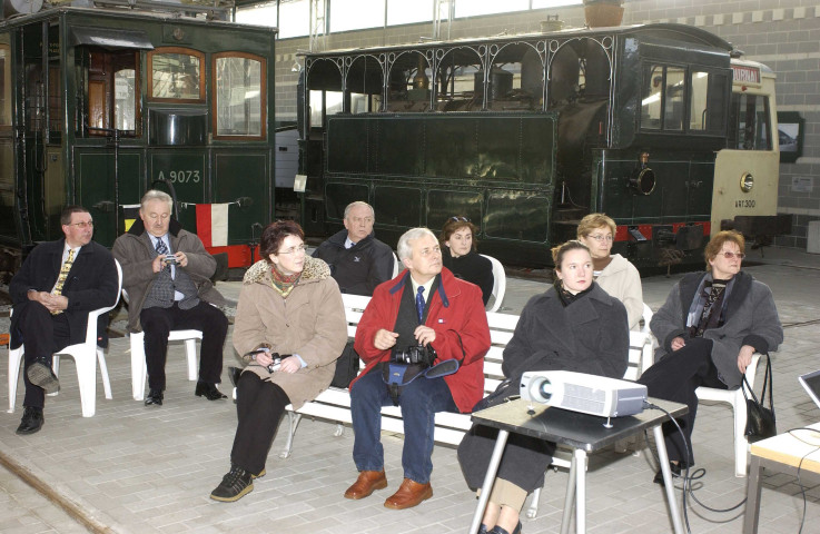Thuin. Visite d'une délégation polonaise. Visite du musée du tram.