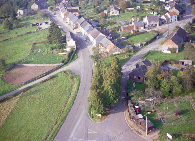 Route de Oignies-en-Thiérache (RN 990)