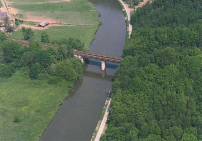 Sambre, Pont-rail 10.