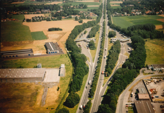 Tournai. Froyennes. E42. Aire de repos de Vaulx.