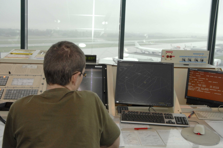 Grâce Hollogne. Aéroport de Bierset. Touch & go. Crash-test.