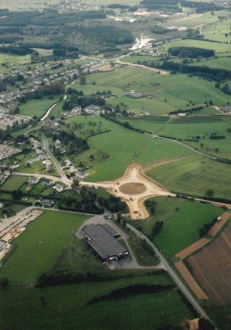 Etalle. RN 87. Construction d'un giratoire. Futur contournement vers la RN 83.
