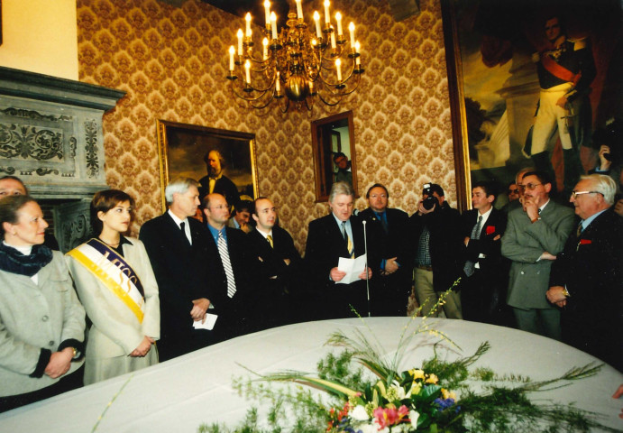 Frasnes-lez-Anvaing. Hacquegnies. Inauguration du tronçon de la A8.