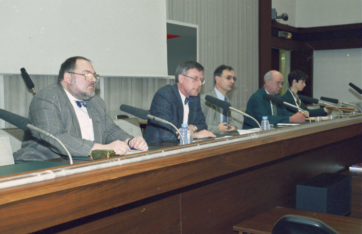 Lille. Séminaire de sensibilisation à la sécurité routière. Visite des réalisations françaises sous la conduite de la Communauté urbaine de Lille.