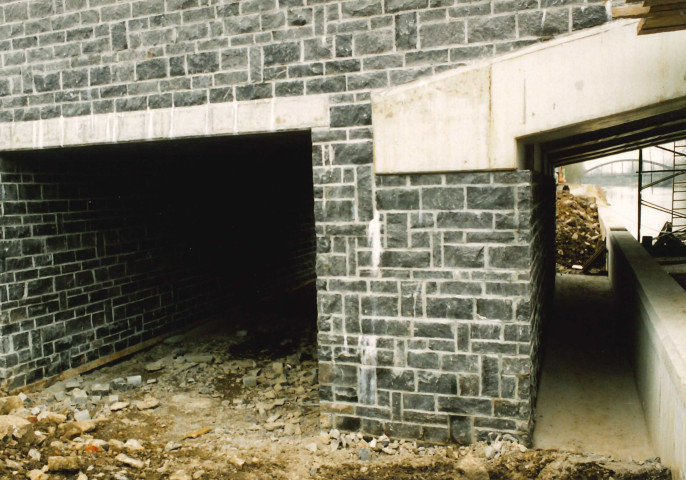 Merbes-le-Château. Evolution du chantier de la construction du nouveau pont-route sur la Sambre.