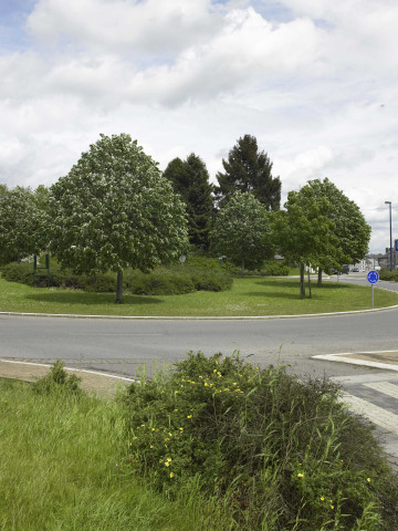 Florenville. Giratoire des N85 et N83. Aménagements.