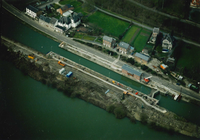 Hastière et Waulsort. Vues aériennes.