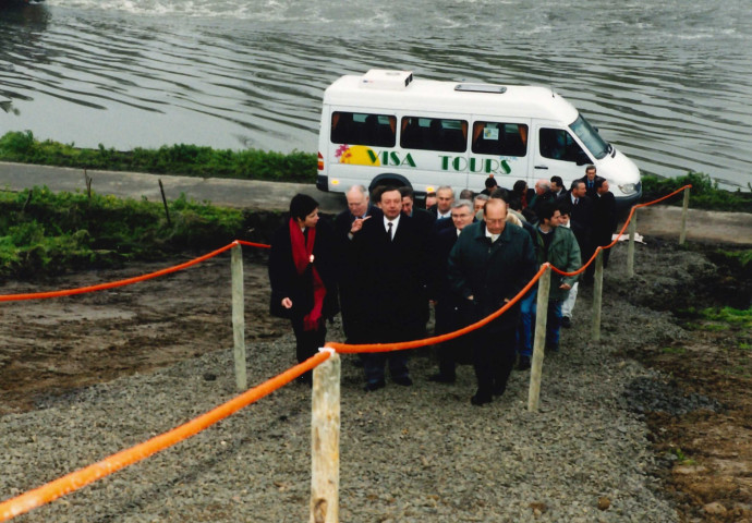Tubize. Clabecq. Visite de M. le ministre Daerden. Centre de regroupement de produits de dragage de Vraimont (CRPD).
