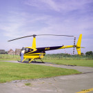 Hal. Sint-Pieters-Leeuw. Hélicoptère Robinson 44.