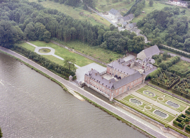 Waulsort, Hastière et Freÿr. Zones inondables.