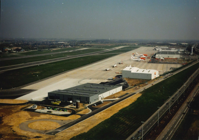 Grâce-Hollogne. Bierset. Mise à trois bandes de l'E42.