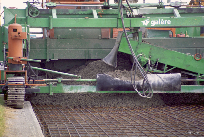 Vaux-sur-Sure. Travaux de réhabilitation des autoroutes E25 et E411.