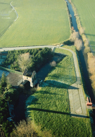 Hensies. Thulin. Ancienne écluse du XVI° siècle de Débihan sur l'ancienne Haine.
