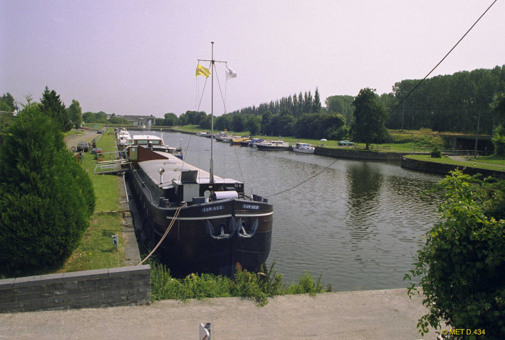 Erquelinnes. Port de plaisance.