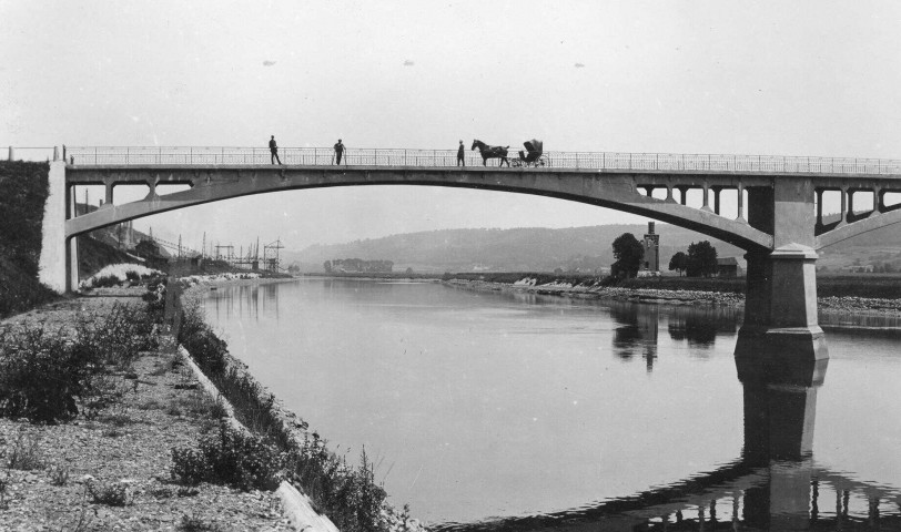 Pont à une date indéterminée