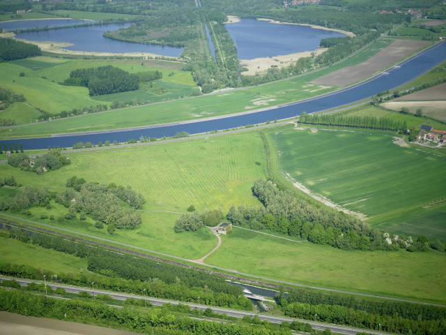 Hensies. Canal Condé-Pommeroeul. Vues aériennes.