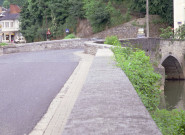 Nismes. Aménagements en milieu rural et réfection du pont de la RN939 sur l'Eau Noire.