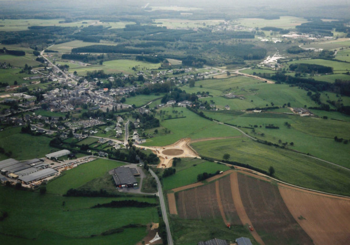 Etalle. RN 87. Construction d'un giratoire. Futur contournement vers la RN 83.