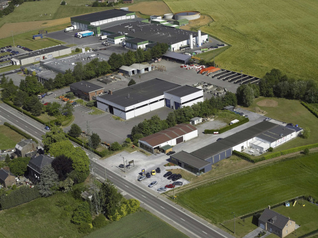 Wanze. Moha. Régie routière D151-14. District de Huy, chaussée de Wavre, 259.