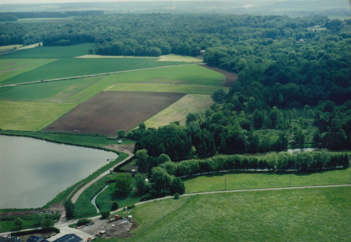 Ham-sur-Heure-Nalinnes. Lieu-dit "Ferme du Moulin".