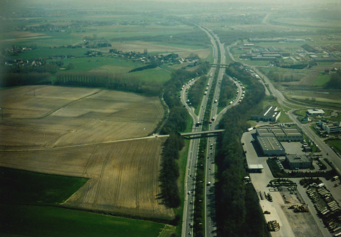 Charleroi. Gosselies. Future zone d'activités industrielles.