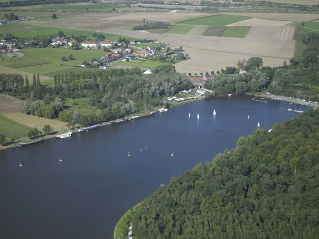 Antoing. Péronnes. Port de plaisance.