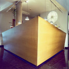 Ottignies-Louvain-la-Neuve. Aménagement artistique du hall d'entrée à la direction des routes du Brabant Wallon (D143).