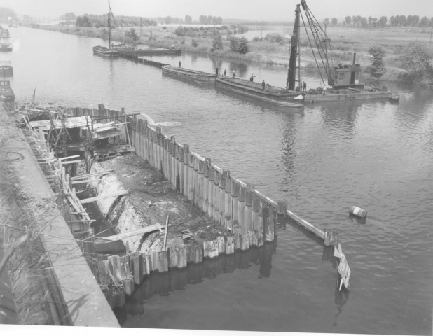 Construction de la troisième écluse