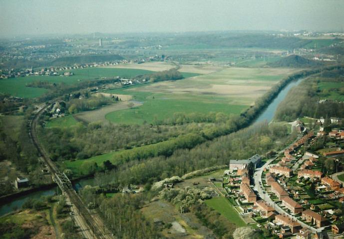 Aiseau-Presles. Aiseau. Zone portuaire.