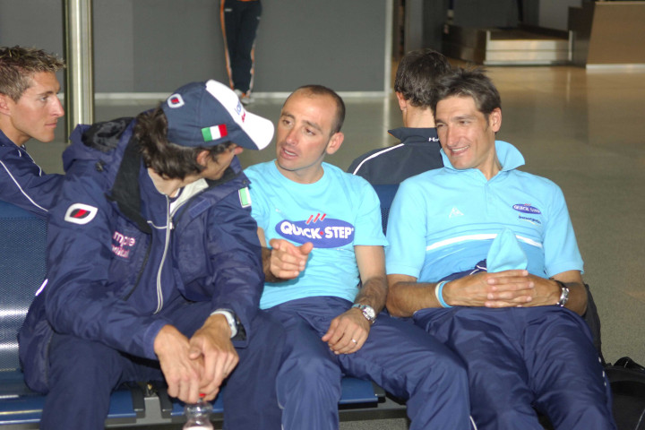 Grâce-Hollogne. Aéroport de Bierset. Départ des cyclistes du GIRO.