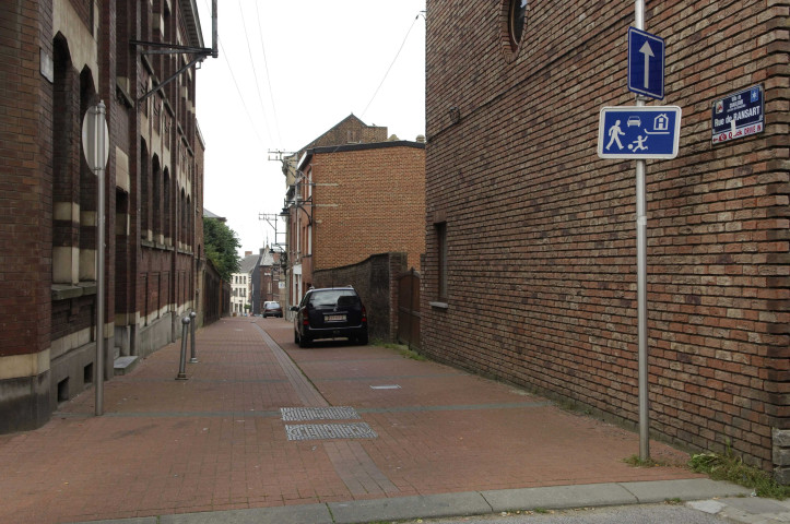 Seneffe et Manage. Aménagements divers.