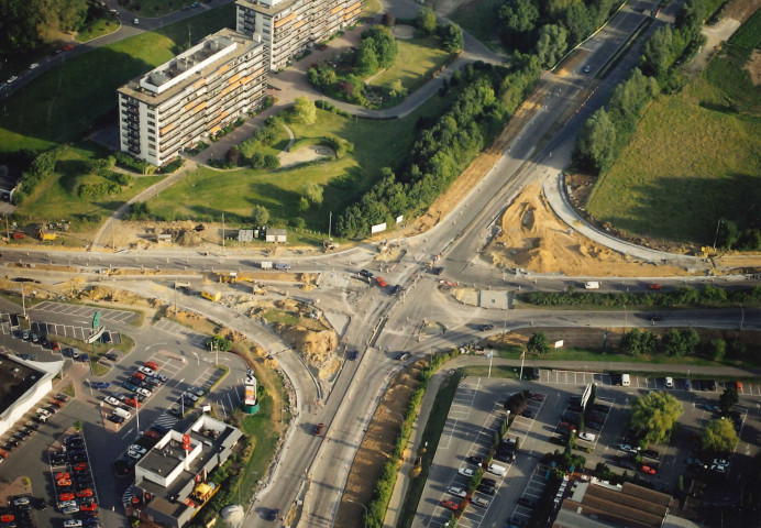 Nivelles. Construction d'un giratoire au carrefour des RN 6 et RN 37.