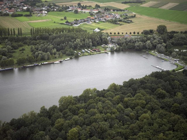 Mons. Nimy. Canal Nimy-Blaton-Péronnes. Vues aériennes.